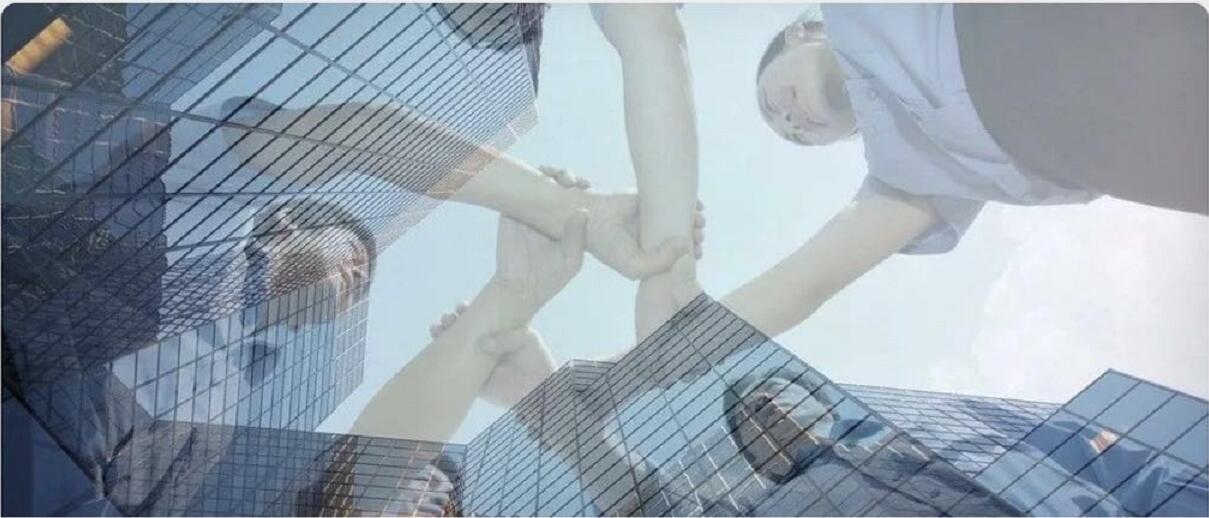艱路如冰，互愛才是有愛，相擁才會溫暖，互助才能遠行